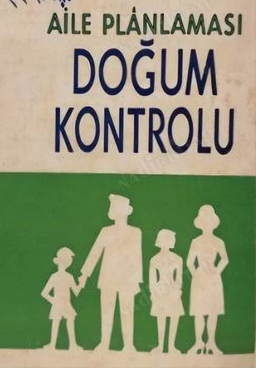 Türkiye nüfus meselesinde bir kâbusa doğru gidiyor. Nüfus artış hızımız durma noktasına geldi. Şu anda Türkiye'nin en önemli sorunu nüfustur. Böyle giderse Türkiye ne olur? Ben açık ve net söyleyeyim; Anadolu'da yaşlı bir Türk nüfusu olur. Tarım başta olmak üzere hiçbir alanda