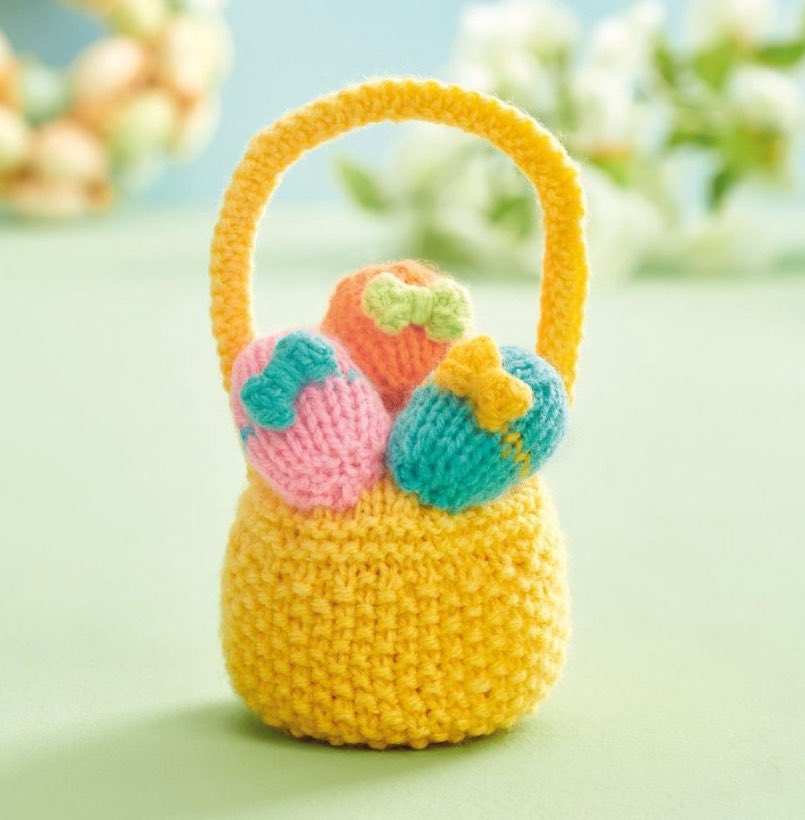 helencampbel's tweet photo. HAPPY AND BLESSED EASTER FROM EK HAND KNITTED FASHION DESIGN #knitting #easter #easter2025 @everyone #handmadewithlove #handknitting #handknitter https://t.co/bL2VehLI1e
