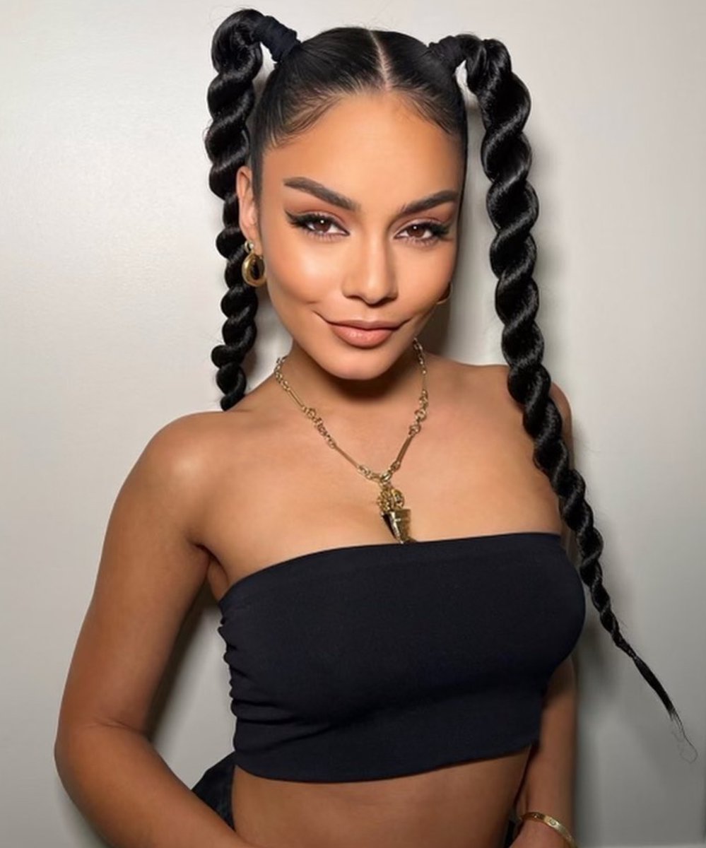 WrestlingWCC's tweet photo. Chelsea Green names Vanessa Hudgens as her celebrity dream tag team partner 🤝 

“She loves me. I love her. I feel like it’s a match made in heaven. We’re a little spicy” https://t.co/Rt53qoBEQi