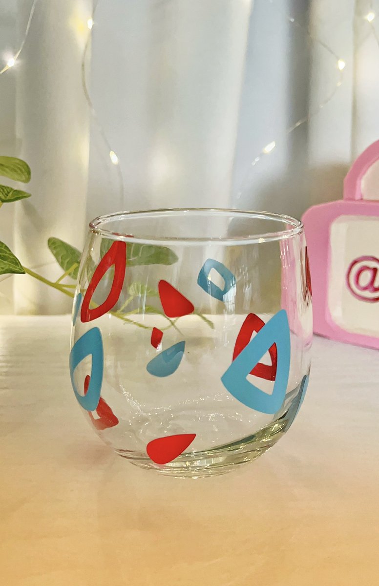 Reikaowo's tweet photo. !!Pokémon theme togepi handmade glass is here!! Only available for Easter and limited amount(since it’s handmade) prefect gift for 🐰Easter~
Live in store: https://t.co/Pmq3tsGm3w
#pokemon #togepi #cup #Easter2025 https://t.co/fltf5pdY92