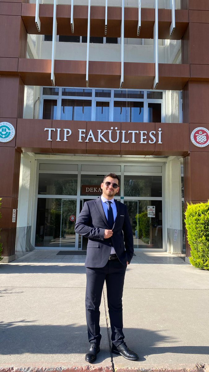ibojack0's tweet photo. 6 yıl önce hayalini kurduğum para asgari ücretin yarısı bile değil neyse doktor olduk bi şekilde https://t.co/0mqE6IZoPO