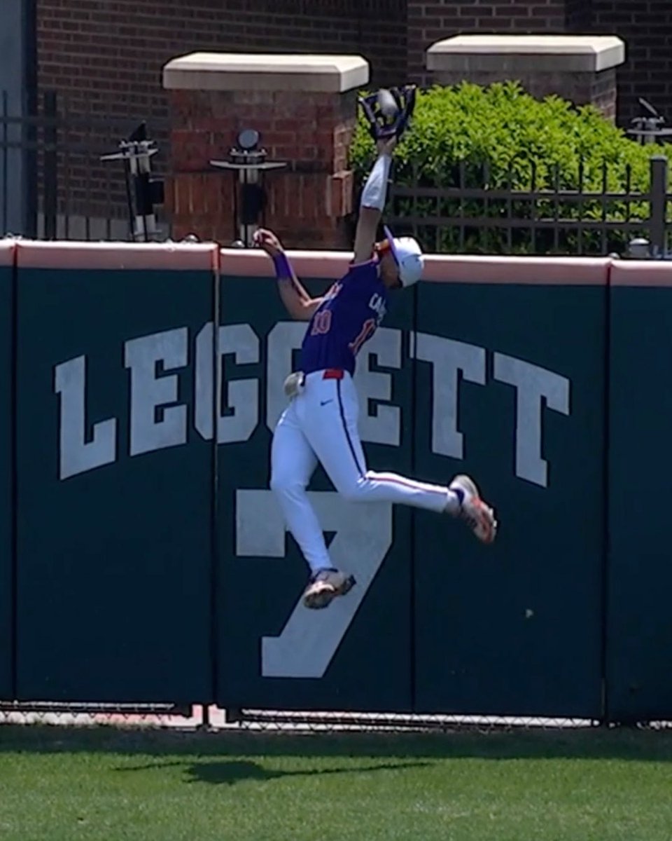 A walking highlight reel 😏