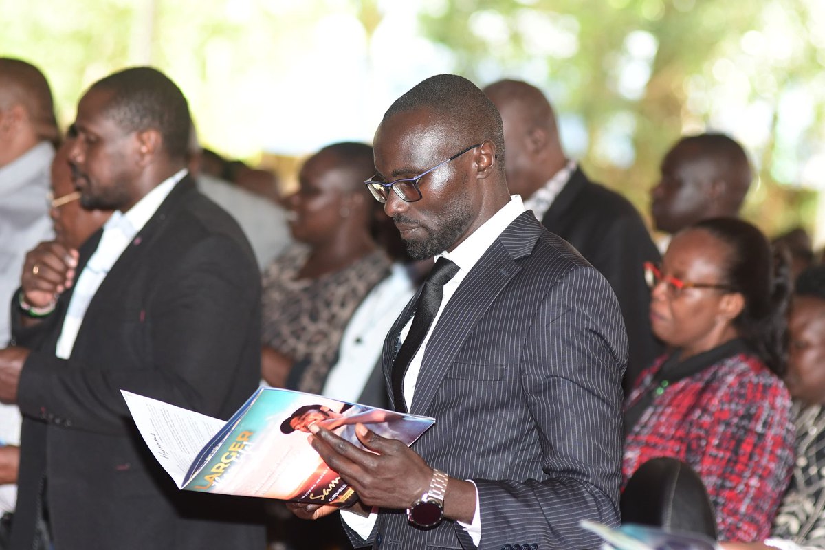mugaa_eric's tweet image. Today I joined my friend and colleague Administration Secretary State Department of Irrigation; Commissioner David Yatich Kipkemei and his family in eulogizing their beloved son Samuel Chemelil Yatich in Baringo County . Samuel was a beloved son, brother and friend to many who…