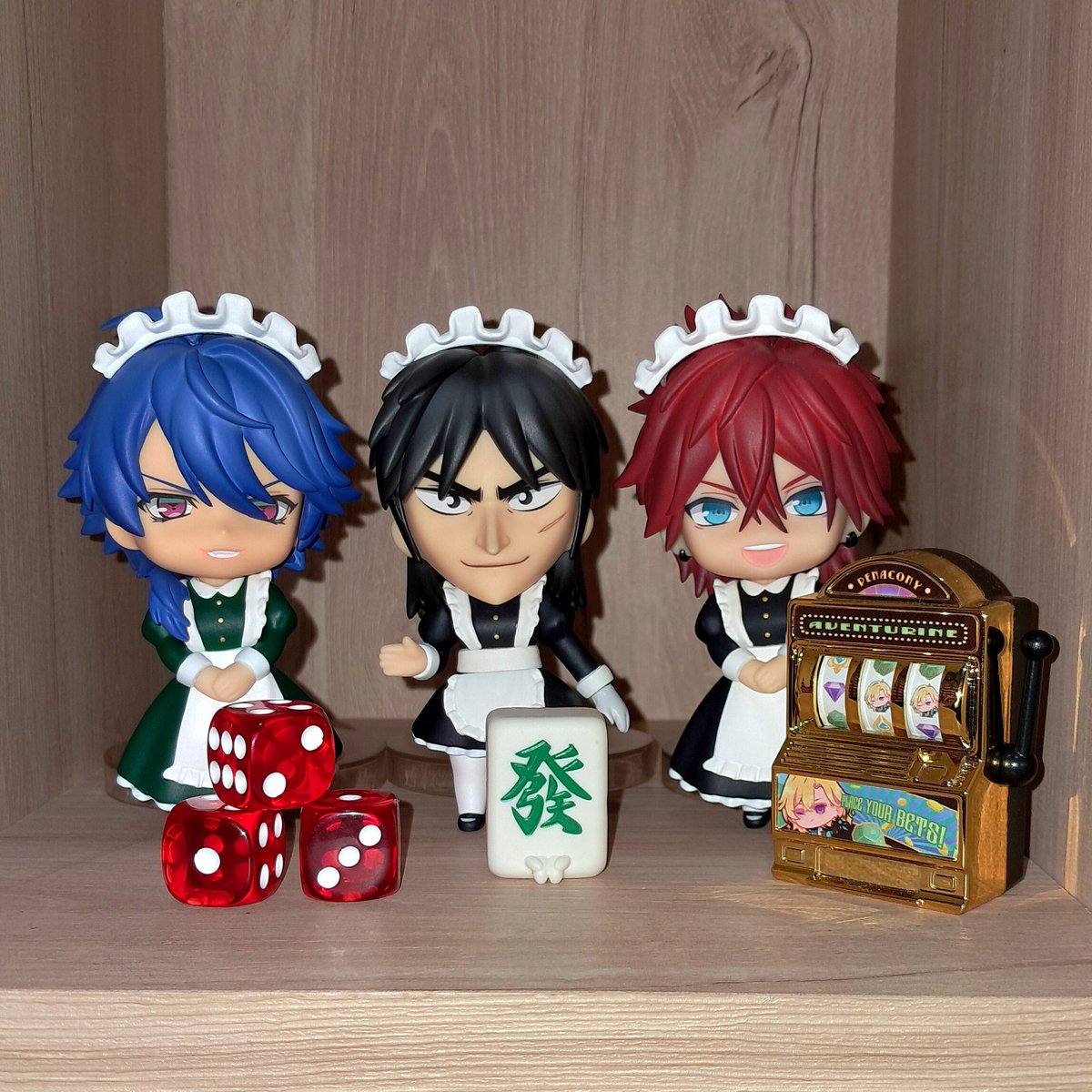 chigumans's tweet photo. dice games? mahjong? or how about the slots? ur gambler-maids are here to p̶a̶y̶ ̶o̶f̶f̶ ̶t̶h̶e̶i̶r̶ ̶d̶e̶b̶t̶s̶ play✨️

#dicearisugawa #kaiji #rinneamagi https://t.co/hkonzopWVy
