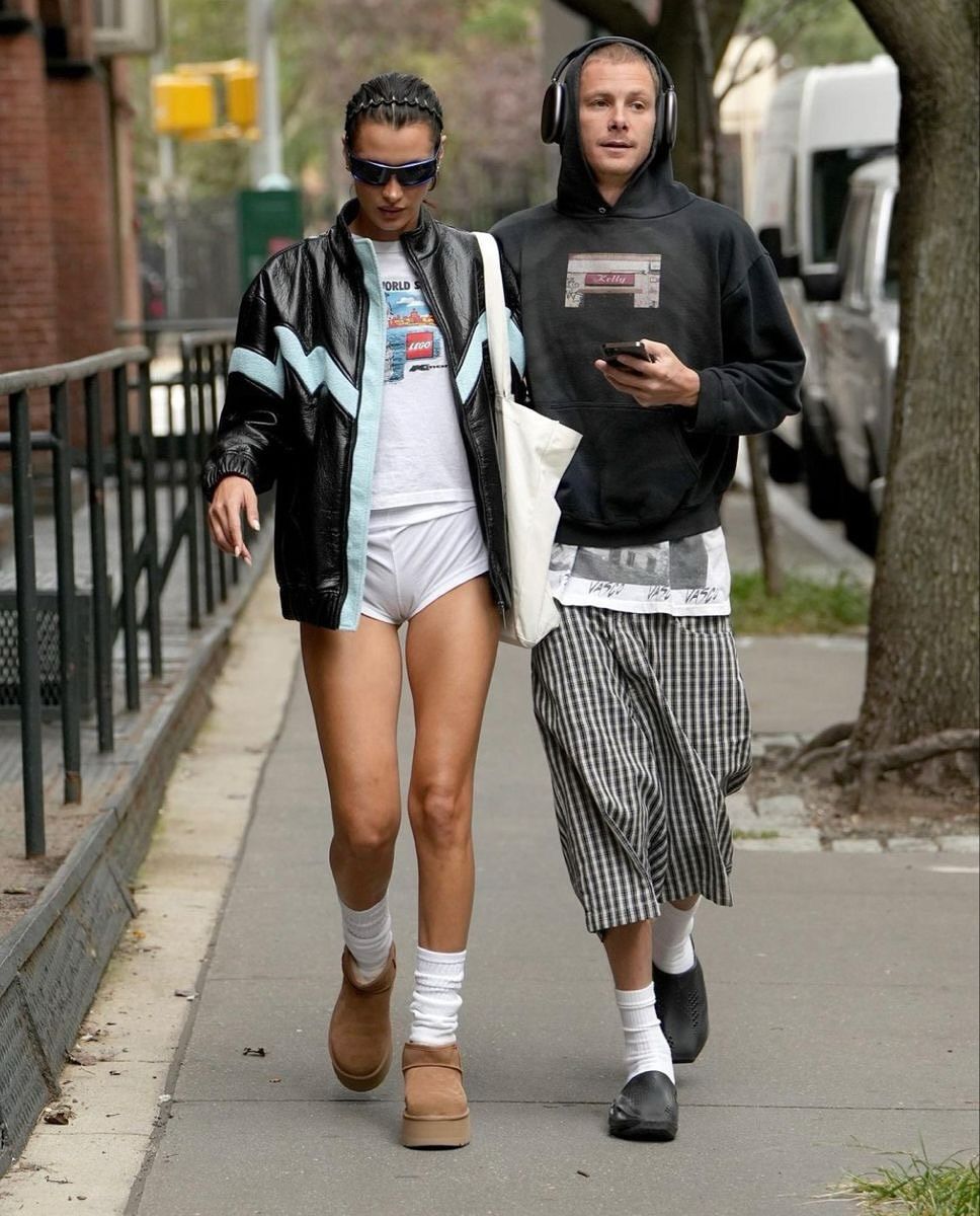 rogue's tweet photo. Bella Hadid x Marc Malman fits https://t.co/P5dlrhrxVe