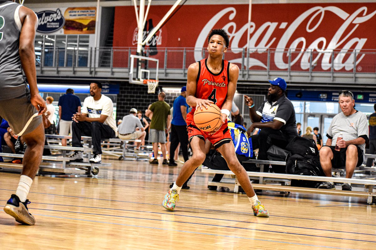 RYZEHoops's tweet photo. Panhandle Prospect 2028 CG Najon Davis has made his mark here this weekend. Good size and length in the backcourt, he's been in attack mode, getting downhill and getting to the rim off the bounce. High ceiling prospect. @PanhandleP1 https://t.co/MZ2WhekDZw