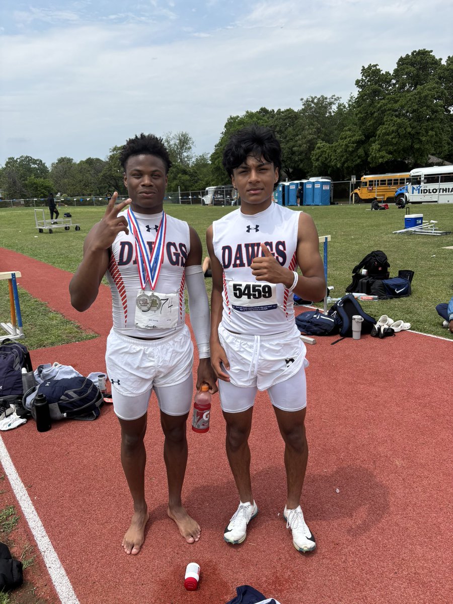 Coach Crosby (@mcrosbymelvin) on Twitter photo Congratulations to <a href="/DkTyler_25/">Dakalon Tyler</a> with a 🥈 finish and <a href="/JulianBanales21/">Julian_21</a> with his new PR in the 400 meters! <a href="/DkTyler_25/">Dakalon Tyler</a> is State bound and <a href="/JulianBanales21/">Julian_21</a> still has the 4x4 on deck! Who wouldn’t want to be a Bulldog?! Congratulations to <a href="/DkTyler_25/">Dakalon Tyler</a> with a 🥈 finish and <a href="/JulianBanales21/">Julian_21</a> with his new PR in the 400 meters! <a href="/DkTyler_25/">Dakalon Tyler</a> is State bound and <a href="/JulianBanales21/">Julian_21</a> still has the 4x4 on deck! Who wouldn’t want to be a Bulldog?!