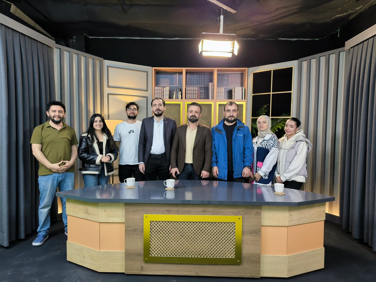 çok yakında...
<a href="/emingurdamur/">Emin Gürdamur</a>