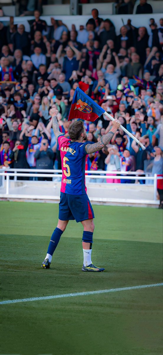 Rveenr's tweet photo. ⁴ᵏ Iñigo Martínez ❤️💙 https://t.co/IpB9fRZuD8
