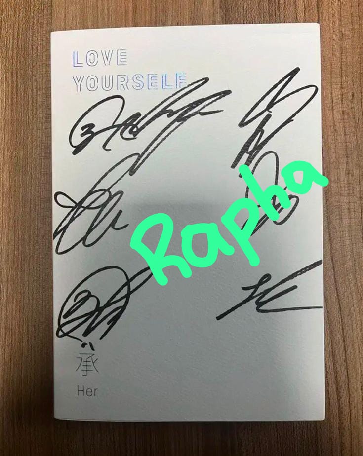 900 (sem fretes) em um álbum autografado (nem chegou ainda aff
