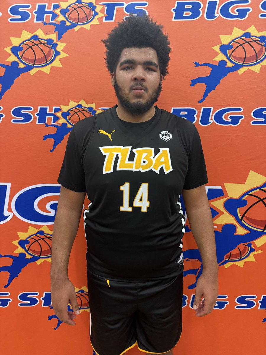 BIG SH🏀TS tweet media