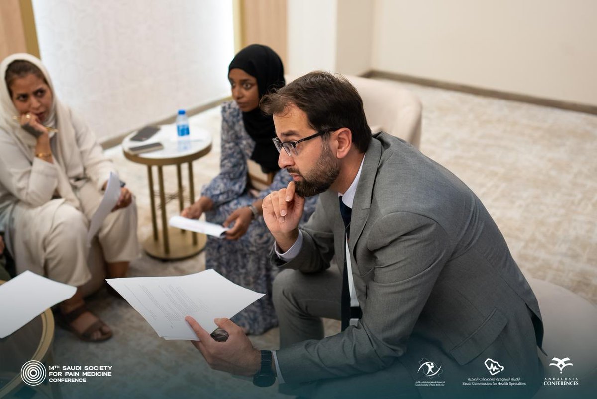 SSPainMedicine's tweet image. ورشة عمل( pain Management For Nurses)الدكتور عثمان بشير في المؤتمر الرابع عشرللجمعيةالسعودية لطب الألم.
Workshop(Pain Management For Nurses) Dr. usman Bashir at the 14th Conference of the Saudi Society of Pain Medicine
#kauweb
#fom_med_kau 
#kauhospita
#Nursing