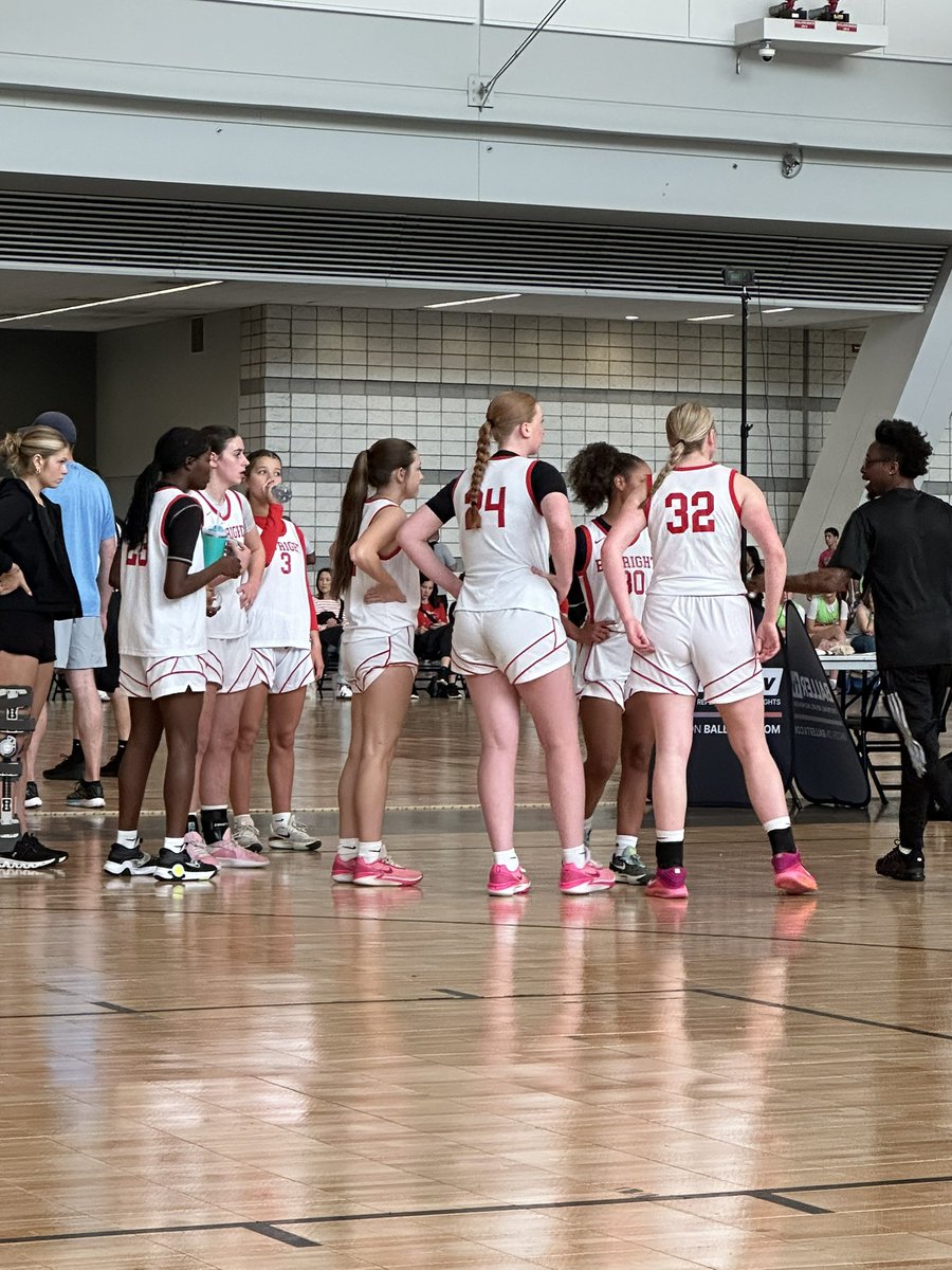 Felt great to be back on the court with my girls to start off the AAU season! 3-1 this weekend. <a href="/Ambition_Hoops/">Team Brandan Wright Ambition</a>