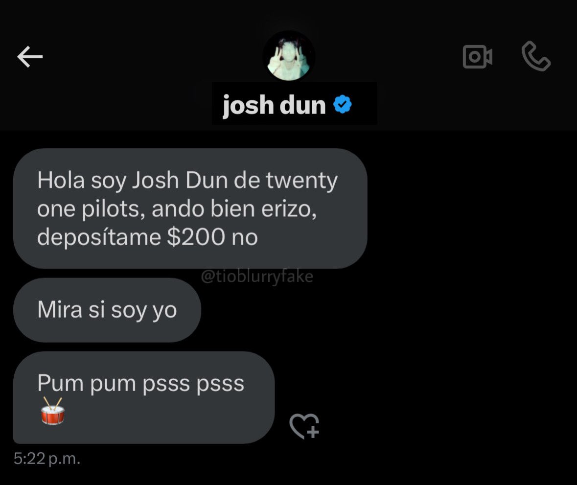 TioBlurryfake's tweet photo. Es canon https://t.co/ayKuFUM90H