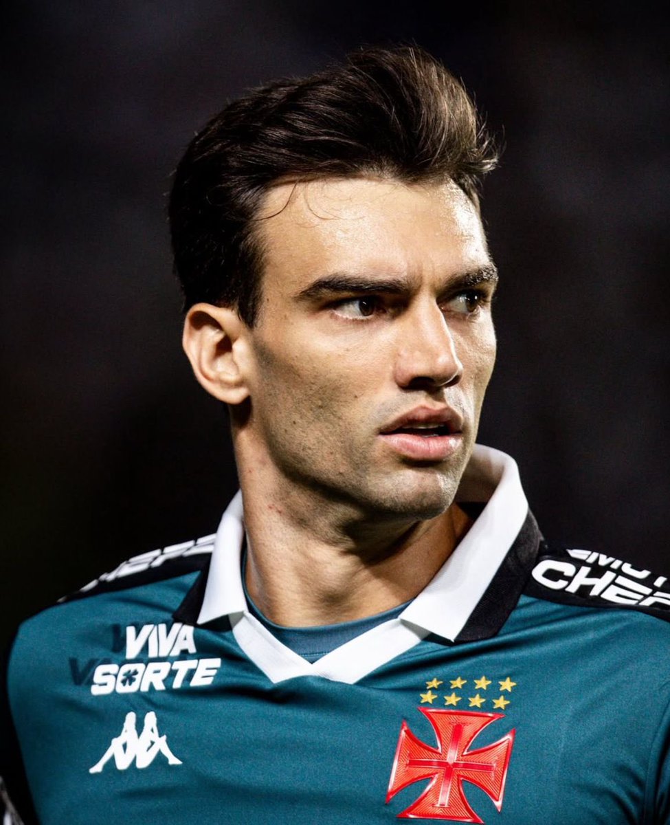 newscolina's tweet photo. Fim de jogo. 

Vasco 0 x 0 Flamengo.

Leonardo César Jardim. Apenas.

📸 | Rodrigo Ferreira https://t.co/vYSgI1wb15