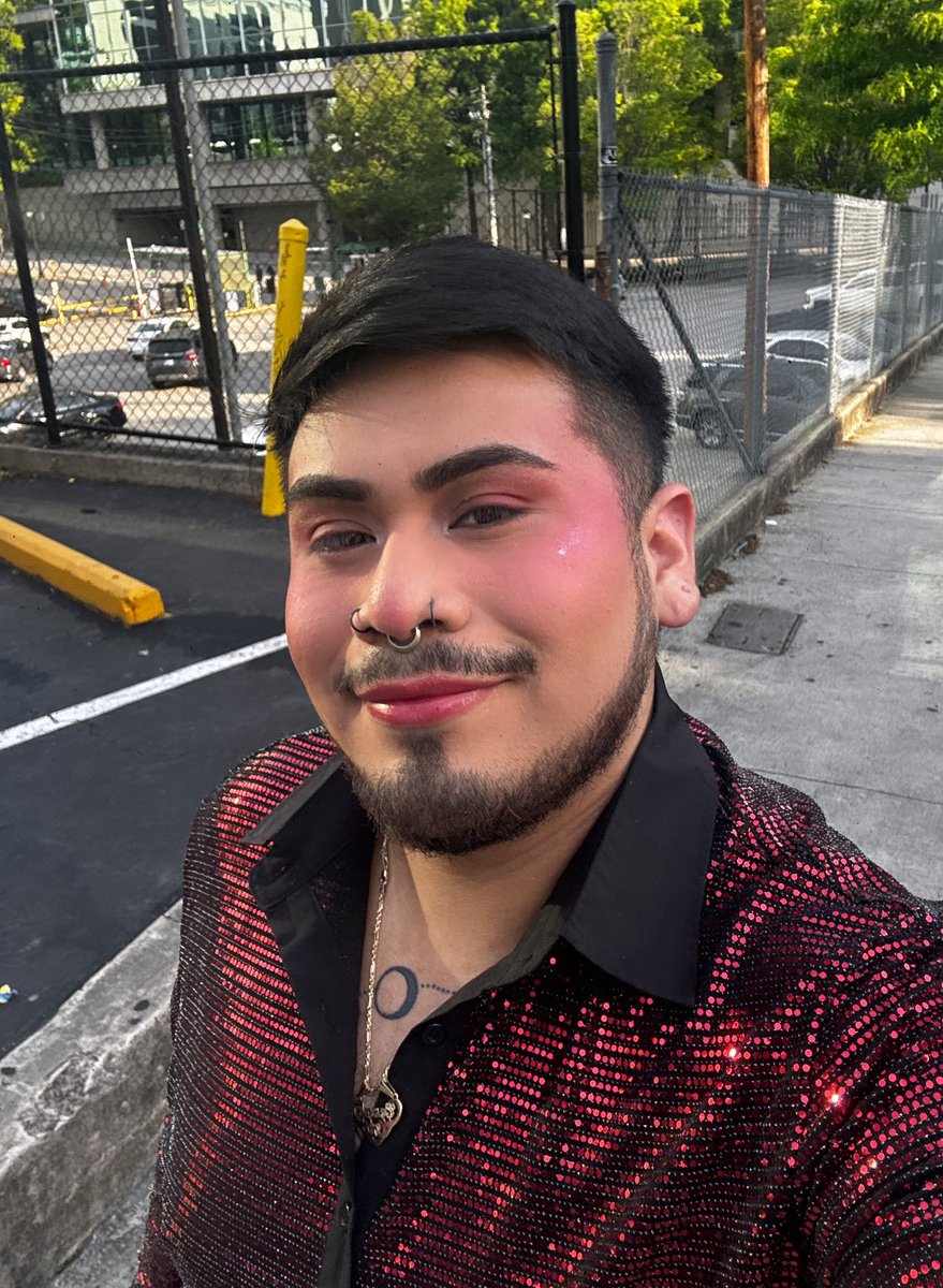 cesartoIedo's tweet photo. our 5th and final time accessing all areas 😿💔 @guccitennissues @flolikethis
#aaaatlanta #aaatour https://t.co/F6OqL4CR0v