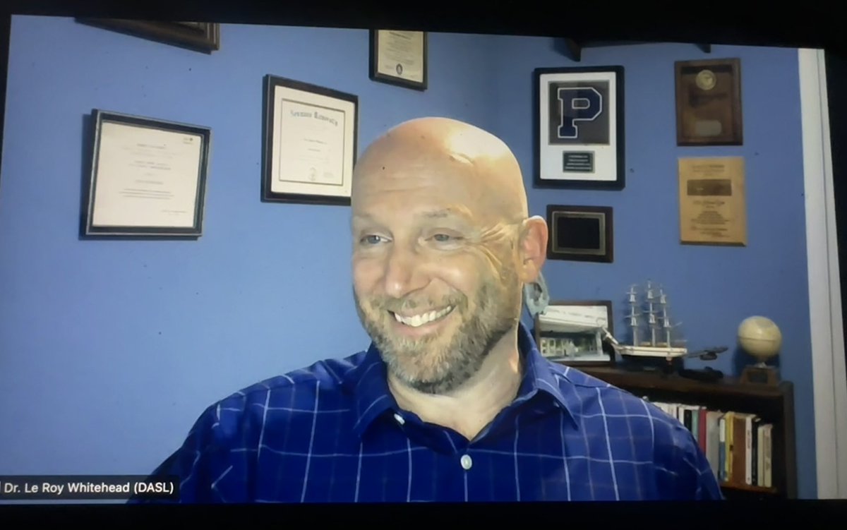 Mrs. Eller Teacher_City 💕💻👟🚀🏃🏽♀️ tweet media