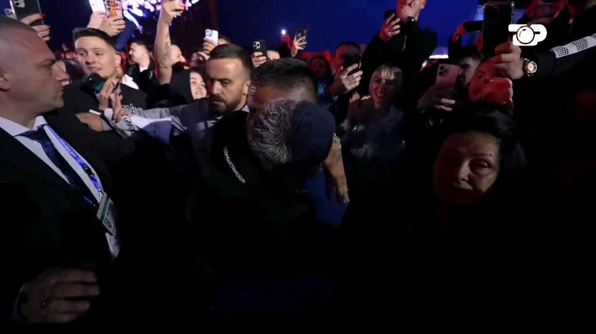 FITUESI I PUBLIKUT!👑 GJESTI🚀

 #bbvipal #bbvipal4