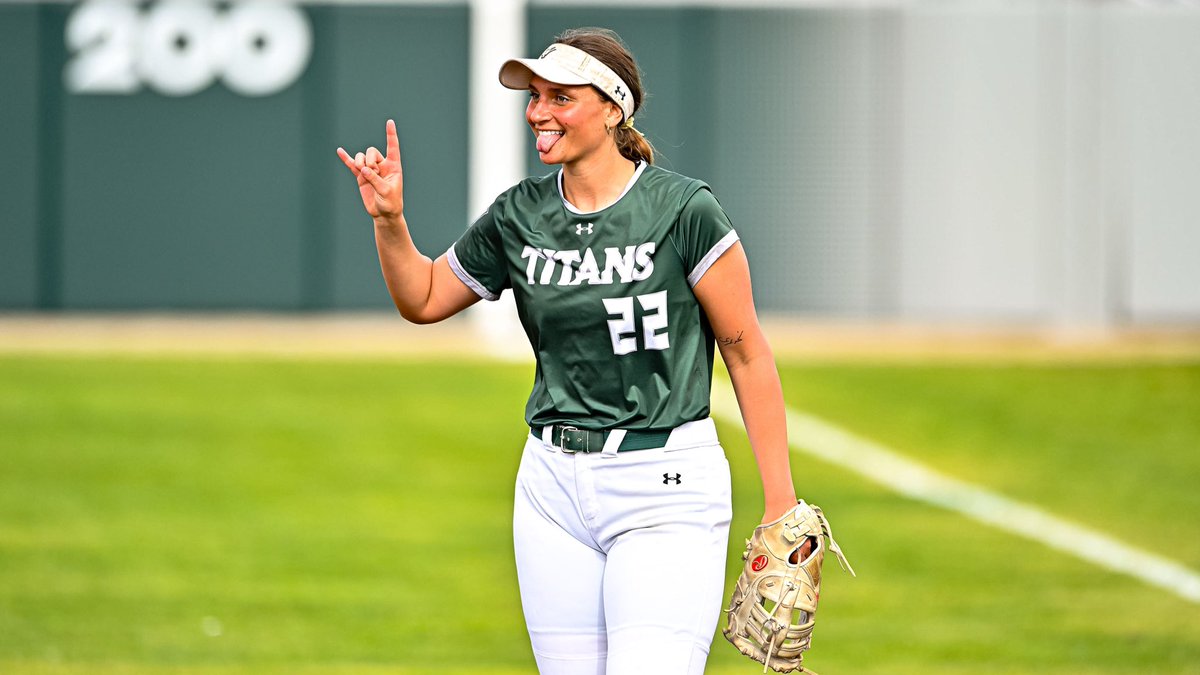 Illinois Wesleyan Athletics tweet media