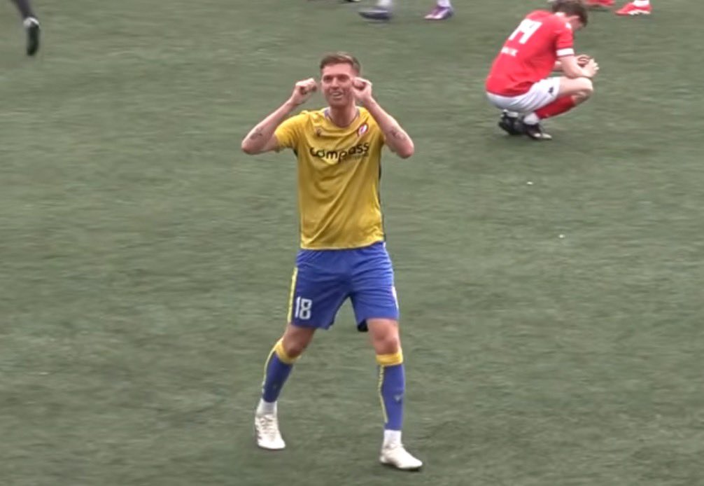 <a href="/C_Mcallister10/">Callum Mcallister</a> <a href="/JerseyBullsFC/">JerseyBullsFC</a> Love it youuuuuuu 😂😂😂😂