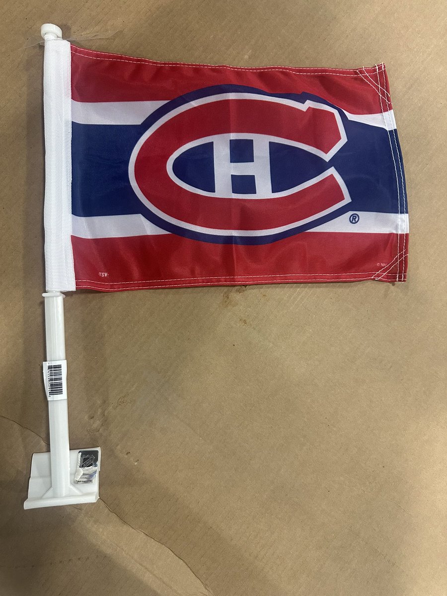🚨PLAYOFF CAR FLAG GIVEAWAY🚨

I’m giving away 🔟 officially licensed #Habs playoff flags for your car! 

To Enter: 

1. Follow <a href="/PeteAlper/">Peter Alper</a> &amp; <a href="/HKYJersey/">Hockey Jerseyz</a> 
2. LIKE ❤️ &amp; RT 🔄 this post 
3. Reply with your series prediction 

Good luck to everyone!