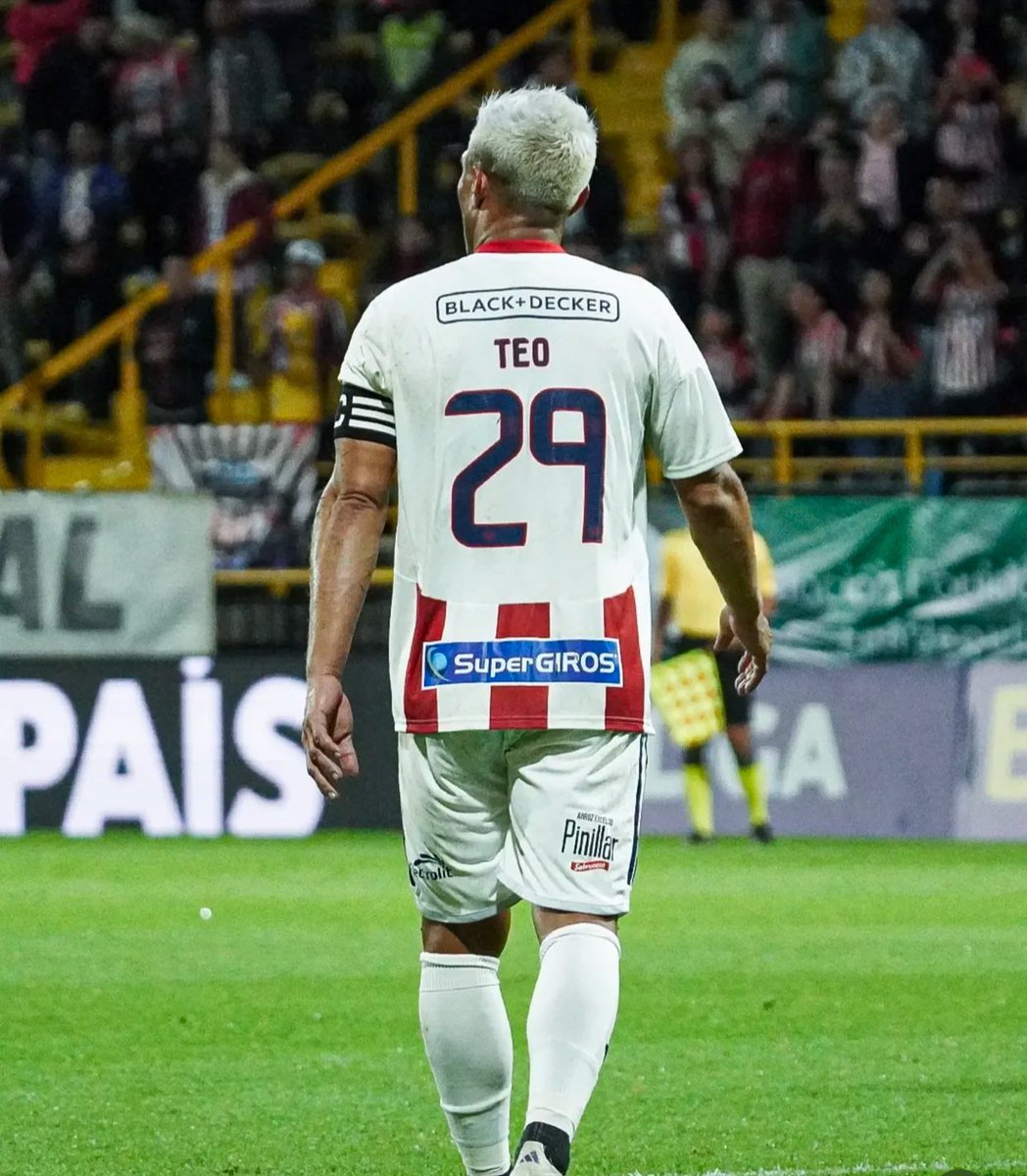 PTiburona's tweet photo. Teo emuló a Valderrama en esa asistencia, cerebro y mago absoluto del FPC 2️⃣9️⃣ https://t.co/efqOx4Jlhu
