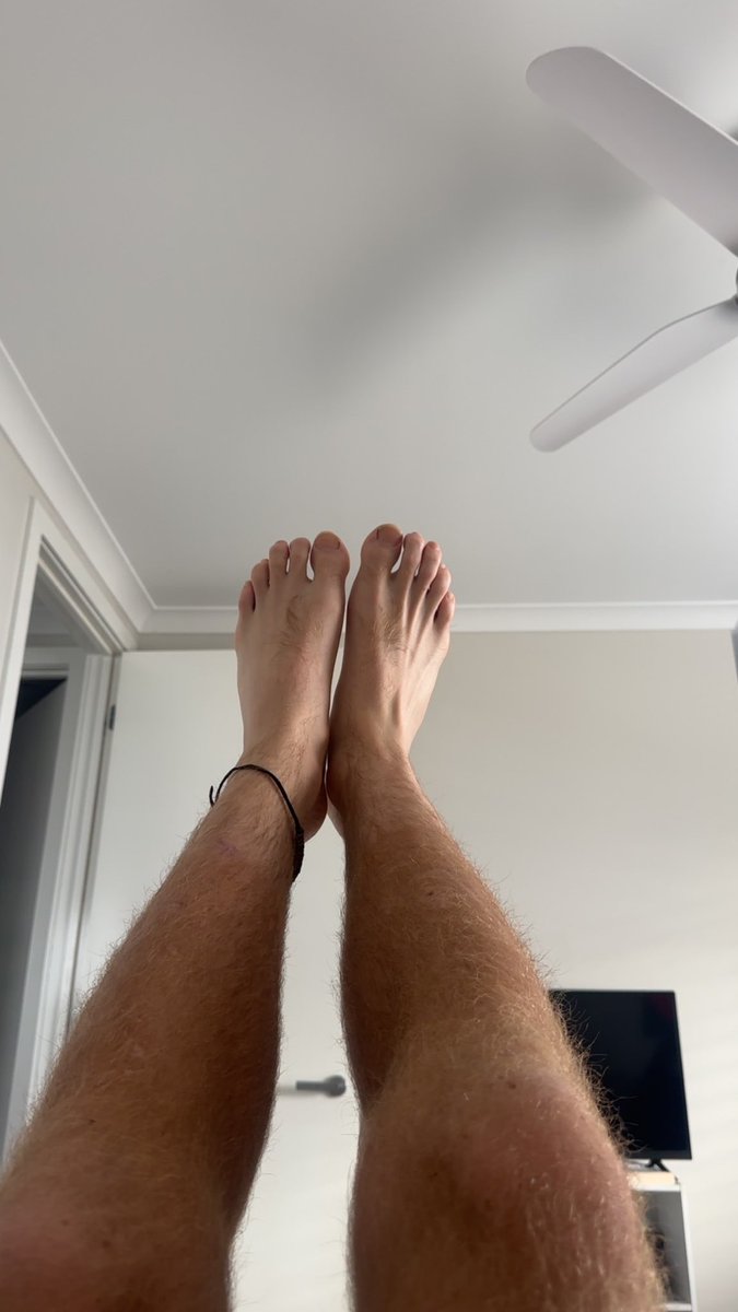 mastermicah12's tweet photo. Master is going out tn n he wants he’s night paid for!! So get on ur knees n worship theses sexy size 14 feet!! I’ll be waiting!

Beem it - mastermicah

Ausfindom Findom Footfeitsh paypig cashcow https://t.co/nzBIrQ5HRL