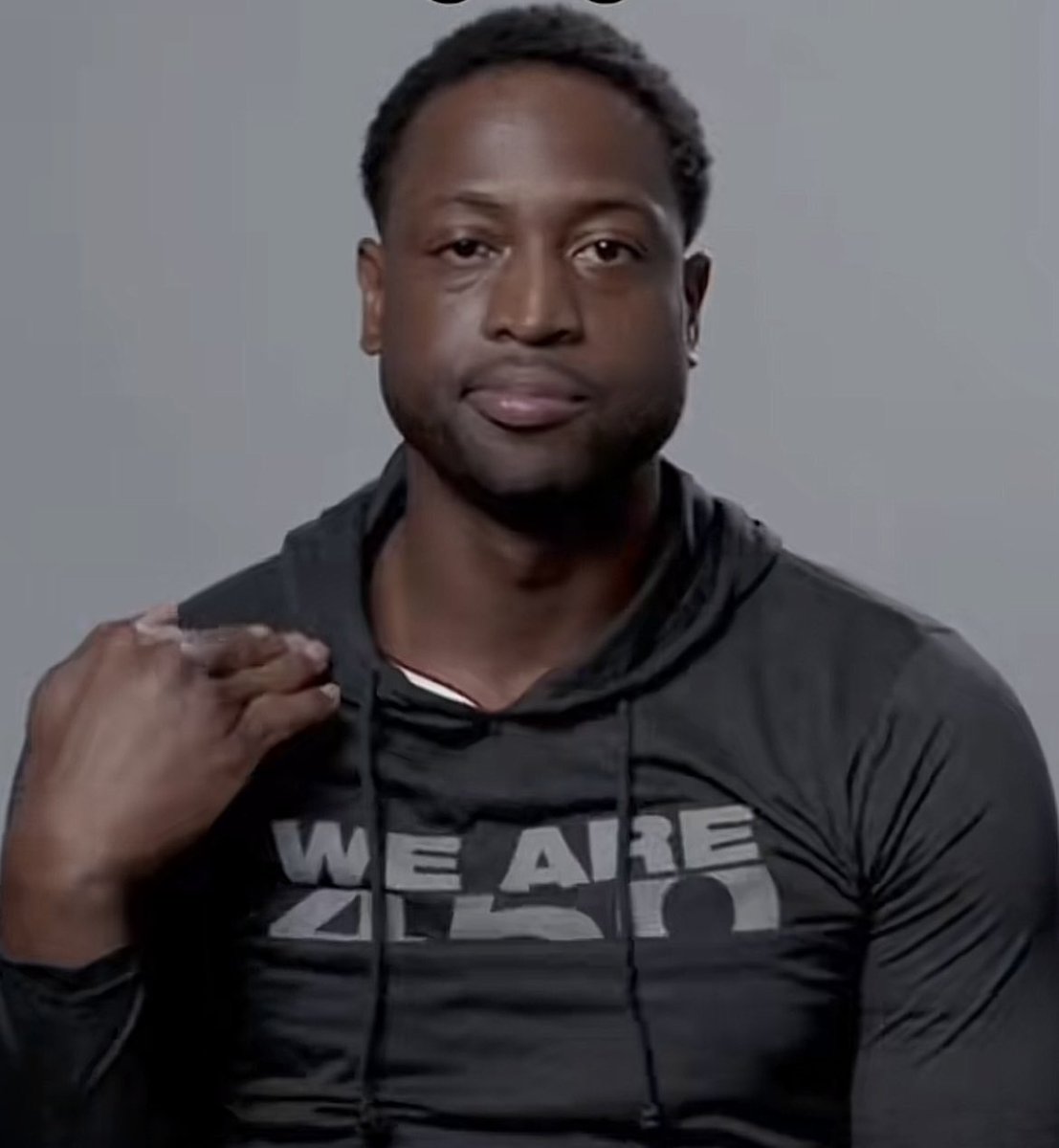 Whatever Elijah Rollen doing cut it out you fake Kanas fan #IMALITTLEDRUNK #LANK