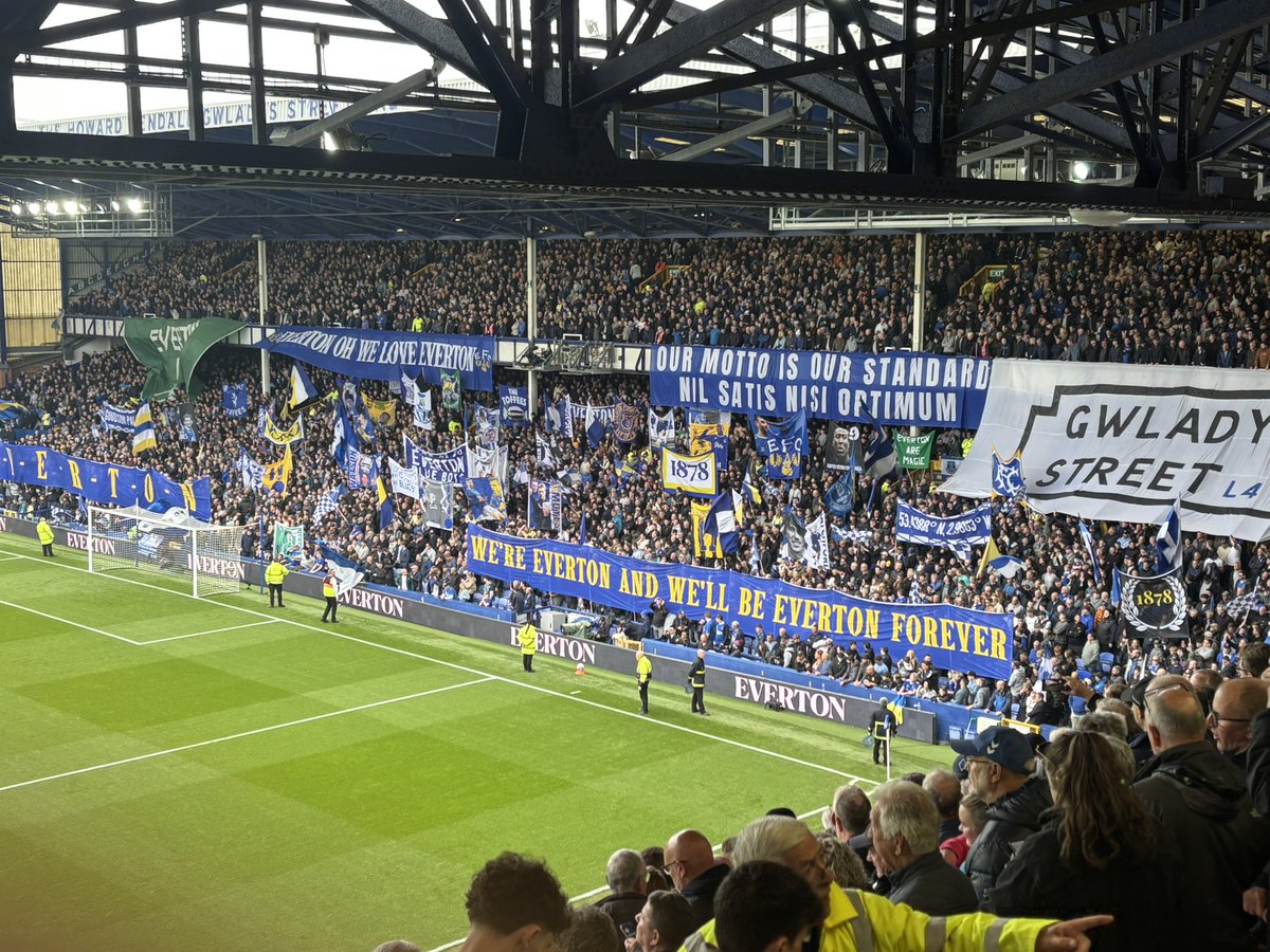 danlightfoot123's tweet photo. @The1878s @The1878s  from the Upper Bullens 💙 https://t.co/EOsNfZr9zx