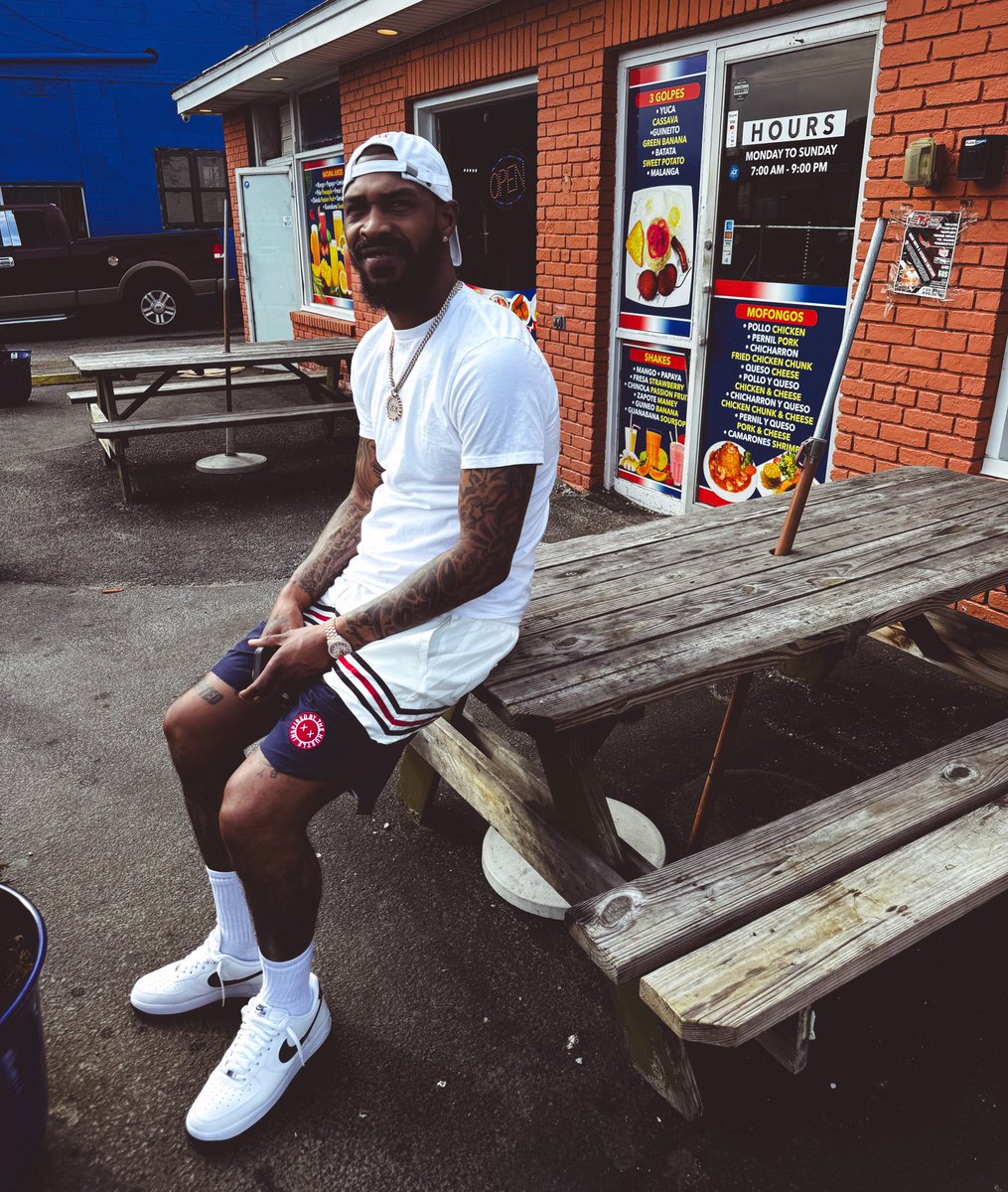 Sean Kilpatrick (@seankilpatrick) on Twitter photo Make sure you go to Undraftedshop.com right now, it’s a sale going on and the weathers changing fast! <a href="/undraftedshop/">Undrafted Clothing</a> 🙌🤞 Make sure you go to Undraftedshop.com right now, it’s a sale going on and the weathers changing fast! <a href="/undraftedshop/">Undrafted Clothing</a> 🙌🤞
