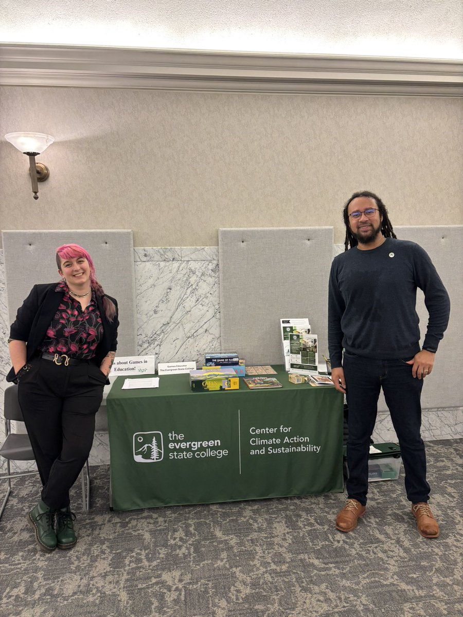 SaltielSarah's tweet photo. A bit late with this one, but last month I had the fantastic opportunity to speak to state legislators about the value of games in education, representing Evergreen state college and the education board of the TGA at the annual legislative game night! #games #education #teaching https://t.co/tpeY34JfAF