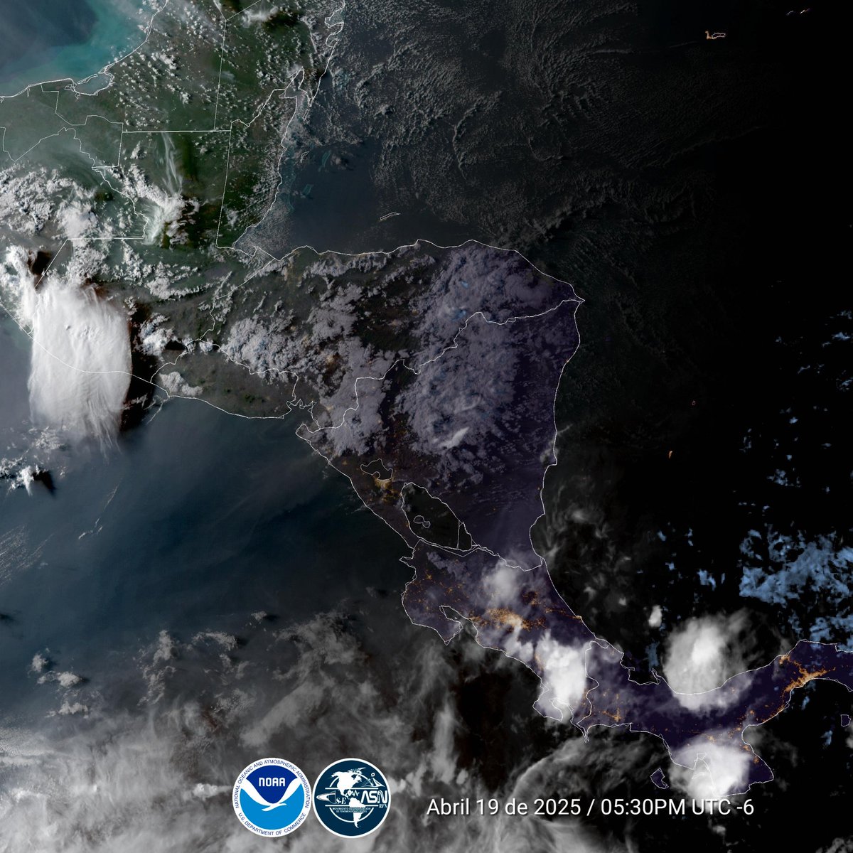 AlertaSismica_'s tweet photo. Guatemala, sectores de Costa Rica y Panamá con presencia de lluvia parcial esta noche de 19 de abril 2025. Nicaragua tiene ligero potencial de desarrollo de precipitaciones al norte del centro del país y en sectores puntuales de occidente.

Siempre ASN | La ciencia de nuestra era https://t.co/DdpJIUdiUZ