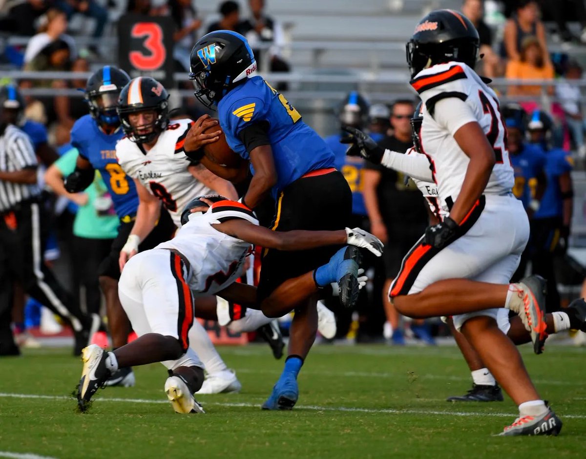 2026 ATH
6’4
180 
4.0 GPA
🔗: hudl.com/v/2S5ZBG