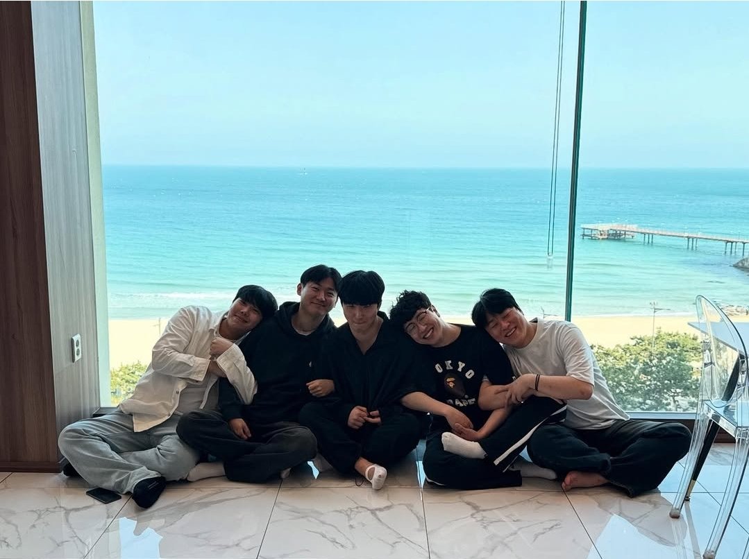 bbang0sil's tweet photo. 마노 바보 https://t.co/3FXJ0nVscp