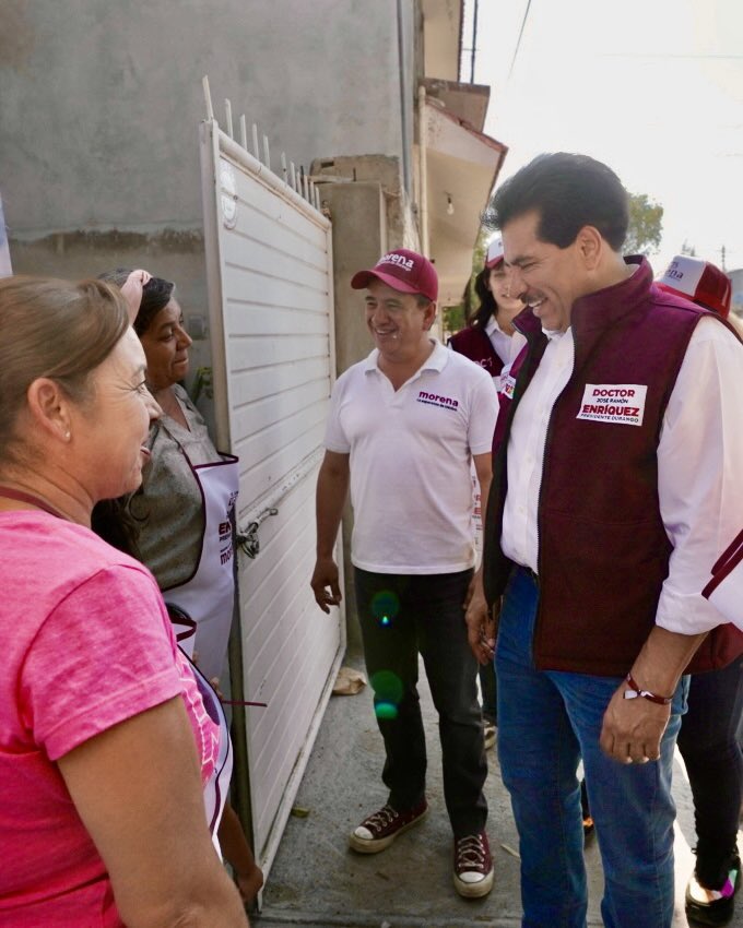 DrRamonEnriquez's tweet photo. En cada calle, en cada saludo, reafirmamos por qué esta transformación es verdadera.

El recorrido de hoy nos volvió a conectar con lo más valioso: la voz de la gente. Escuchamos, caminamos juntos y fortalecimos el compromiso de servir con honestidad y corazón.

#CambioVerdadero https://t.co/VEDgPzbHSJ