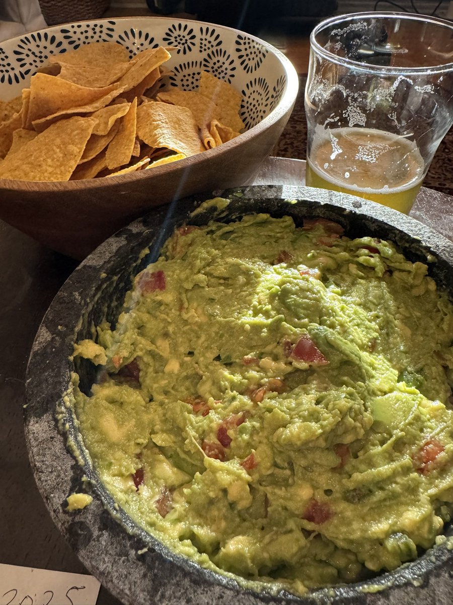 youngpeezy8's tweet photo. ๐๐ฅ๐บ Lets go Timberwolves!!! #Guacamole #ChefPeezy #BeatLA https://t.co/tF8RNJ1ZsY