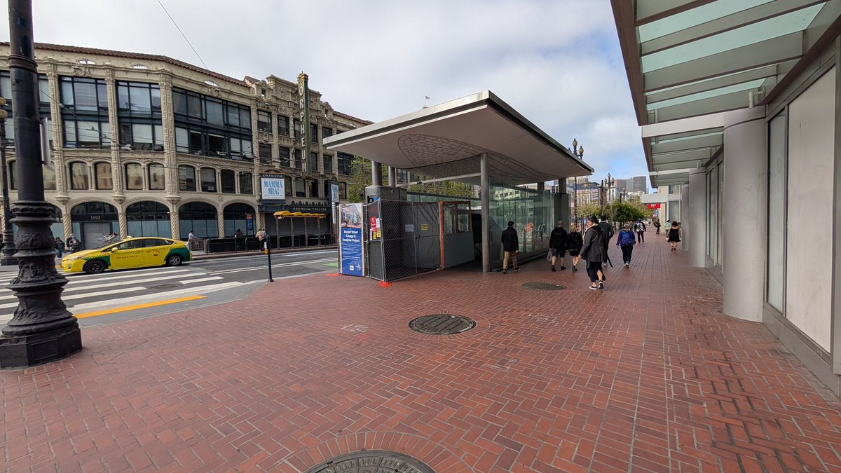 Toby Pohlen tweet media