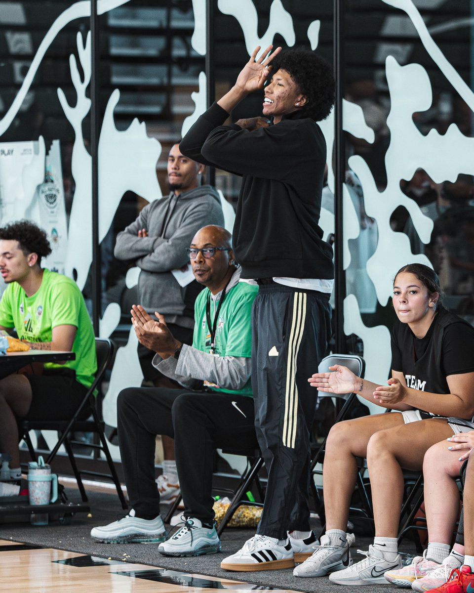 MJBAllNative's tweet photo. Throwing it back to last year’s MJB All-Native Tournament! Can’t wait to see the talent this year! Register now and be part of the action! 🏀

���️ June 26-29, 2025
📍 Toppenish, WA

🔗 Register: https://t.co/mQr9DFvLGx
Deadline: May 15th or until full!

#MJBAllNative https://t.co/DQE1aPinDG