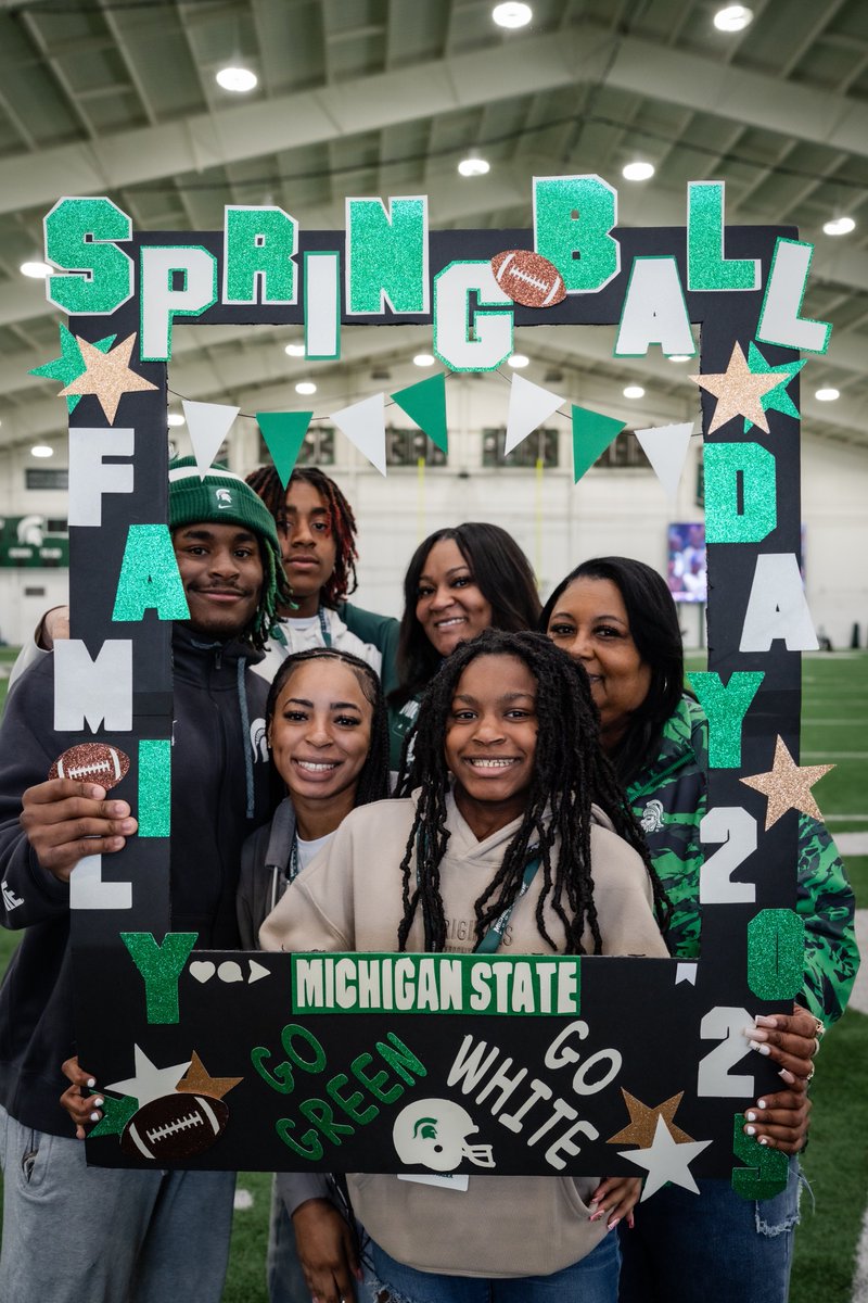 Michigan State Football (@msu_football) on Twitter photo 
