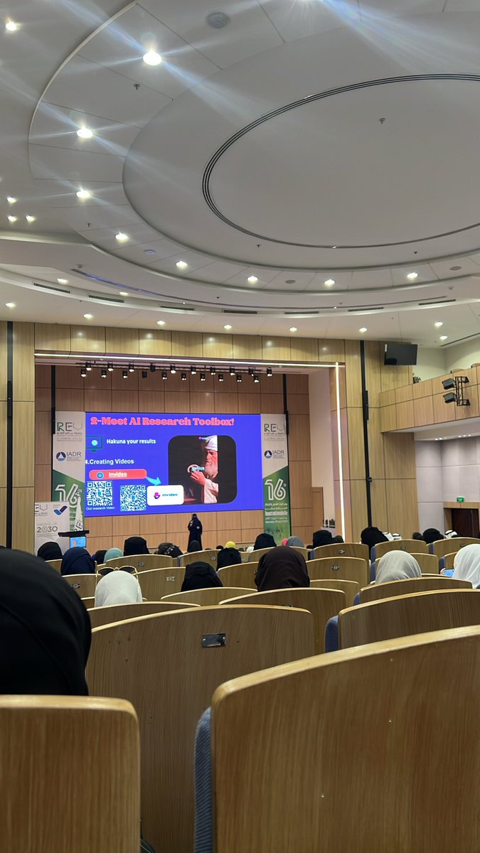llxziq's tweet photo. حبيت جدا البحوث حقتهم 
وحاني حماس افكر ببحثي من الحين https://t.co/vtLQgtzvKo