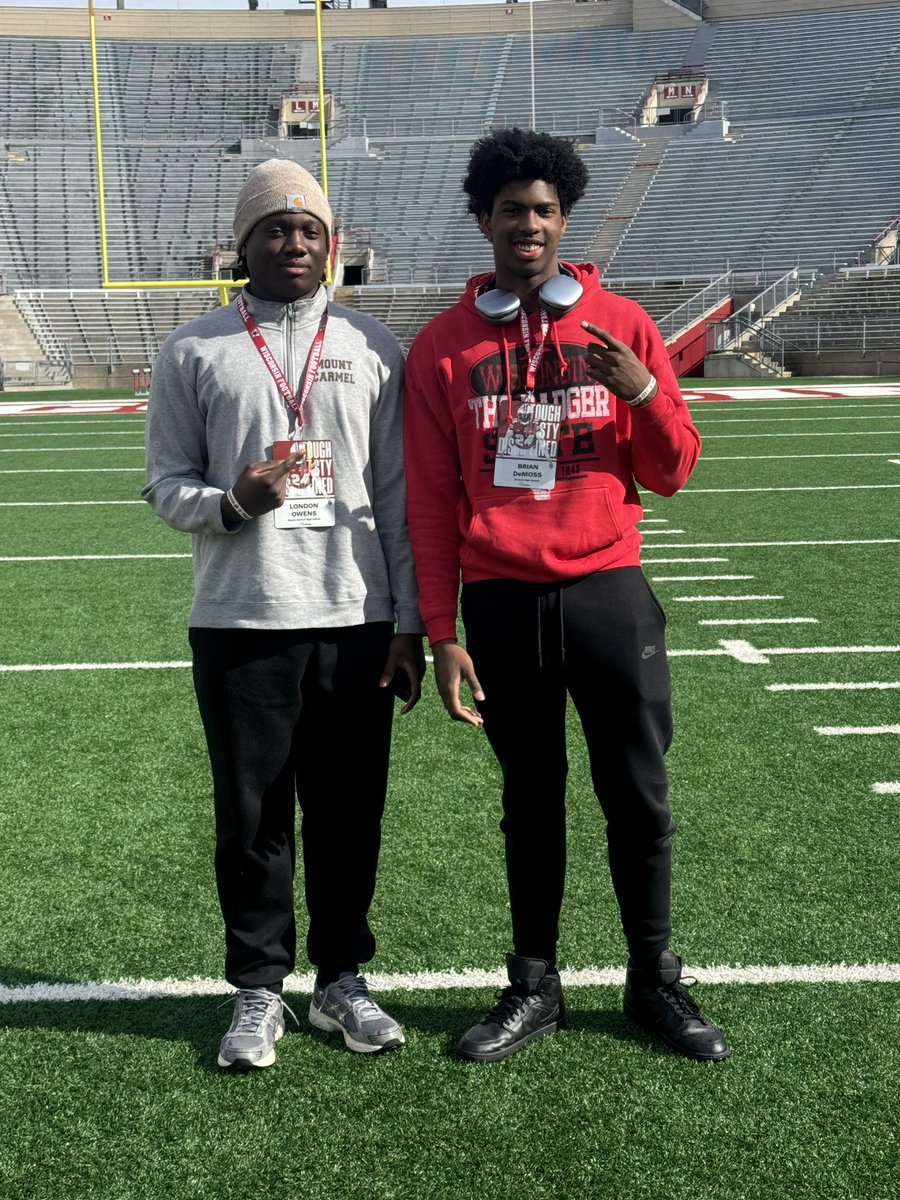 London Owens (@lowens2028) on Twitter photo Great weekend at the University Wisconsin, really enjoyed myself on my unofficial visit. Thank you <a href="/CoachWhit_UW/">E.J. Whitlow 🔴🦡⚪️</a> <a href="/Coach_Mitch_/">Matt Mitchell</a> <a href="/Evan_Flood/">Evan Flood</a> <a href="/TheRealNickOsen/">Nick Osen</a> Coach Spearman <a href="/AllenTrieu/">Allen Trieu</a> <a href="/EDGYTIM/">Timothy “EDGYTIM” OHalloran</a> <a href="/Levi_bradley312/">Levi bradley</a> Great weekend at the University Wisconsin, really enjoyed myself on my unofficial visit. Thank you <a href="/CoachWhit_UW/">E.J. Whitlow 🔴🦡⚪️</a> <a href="/Coach_Mitch_/">Matt Mitchell</a> <a href="/Evan_Flood/">Evan Flood</a> <a href="/TheRealNickOsen/">Nick Osen</a> Coach Spearman <a href="/AllenTrieu/">Allen Trieu</a> <a href="/EDGYTIM/">Timothy “EDGYTIM” OHalloran</a> <a href="/Levi_bradley312/">Levi bradley</a>