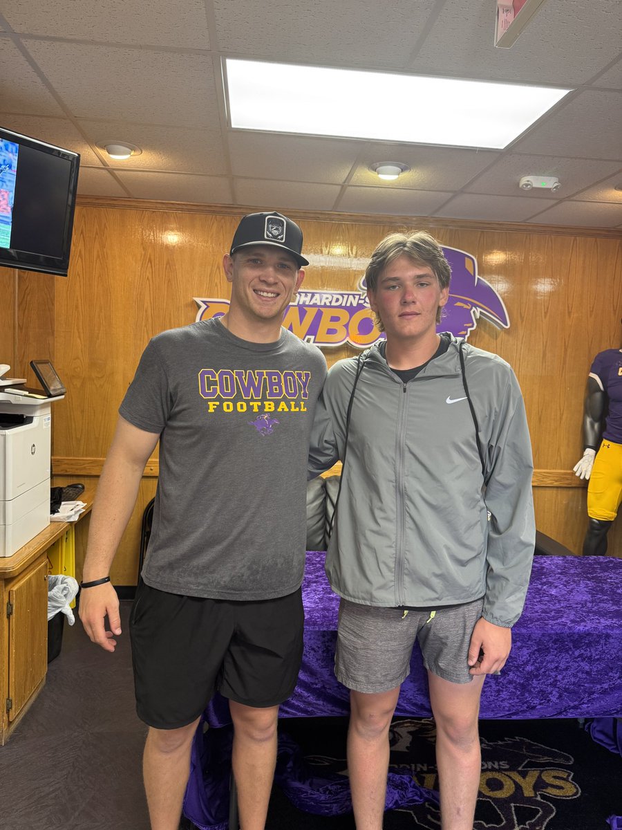 CashWheeler26's tweet photo. Had a great time at @HSUCowboys. Thank you @CoachCraigNeece and @MattMitchellHSU for having me on campus.
@Perryton_HC @CoachWhiteDB1 @RandallSweet5 @KaleSteed https://t.co/kVIHYc2KT9