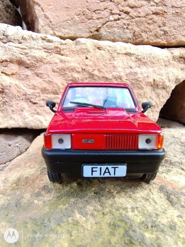BrojcinMilos's tweet photo. The legendary Fiat panda 1/43 scale arived this morning
#fiat #fiatpanda #panda #scalecar #modelcar #carcolexction #4x4 #vintage #retro #nostalgia #goldoldays #viral #fyp #foryou #like #explore #yugoslavia https://t.co/AitzznGwbG