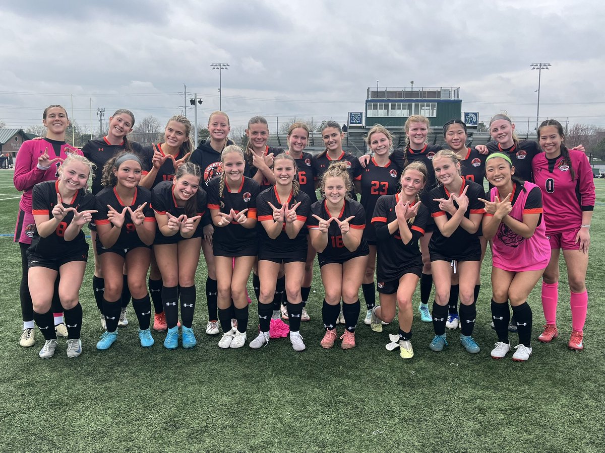 LHS GIRLS SOCCER tweet media