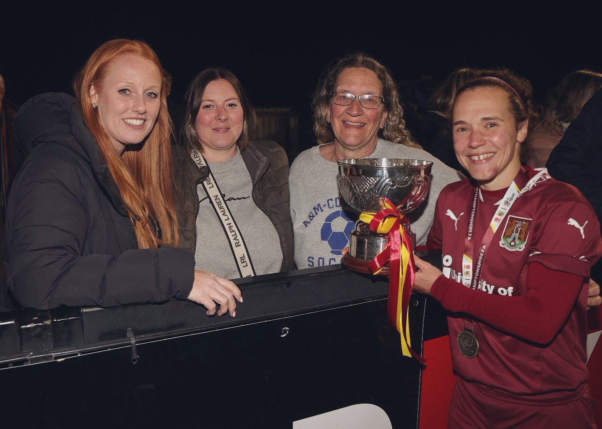 Thanks for proving women’s football still has something to offer…

… having the league’s best goal scorer always helps 🫡 

#ShoeArmy 👞 #10 #Standout