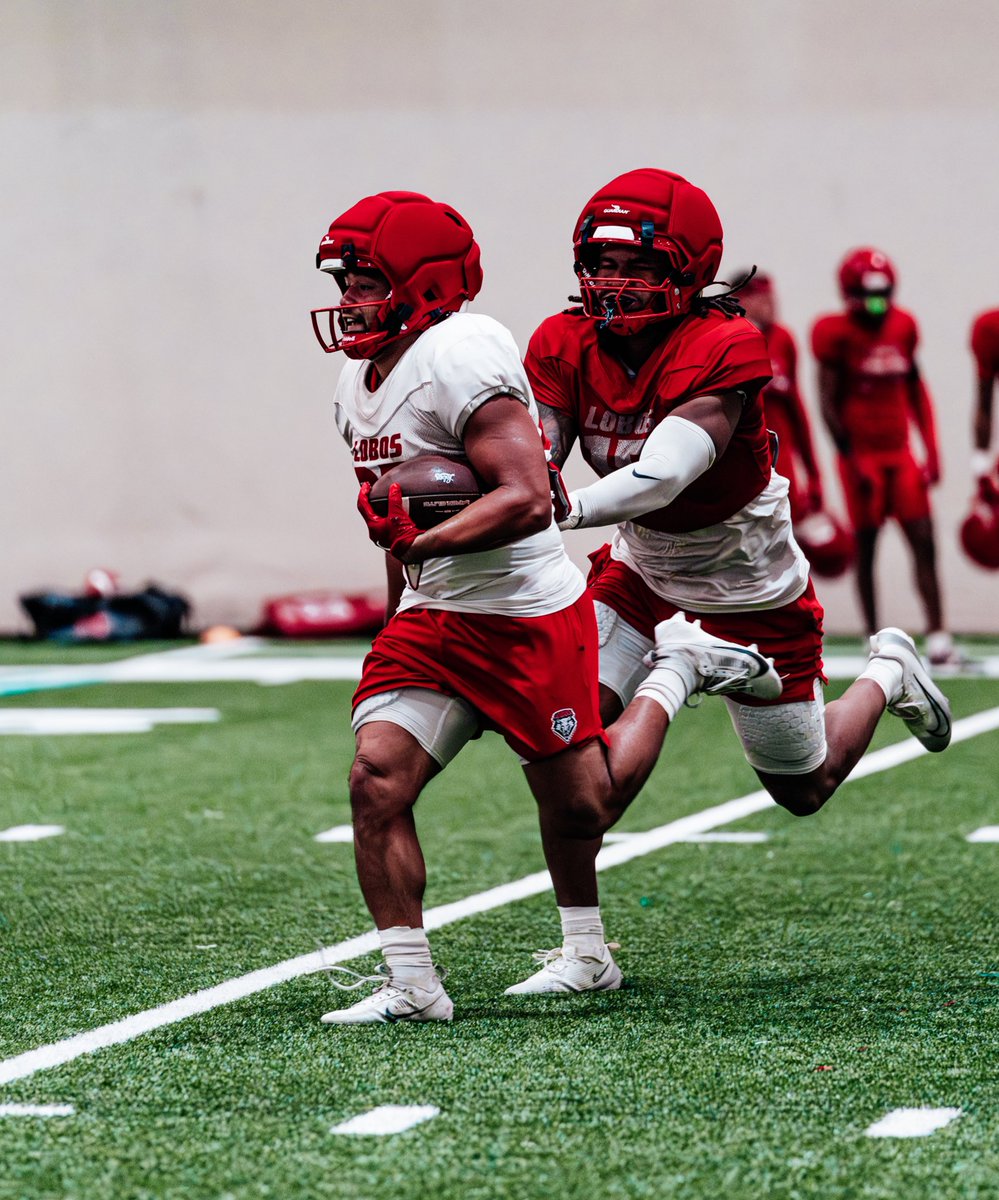 Entering the Transfer Portal with 3/2 remaining eligibility. Thank you to @CoachEck &amp; @CoachJJ_Lobos for the opportunity at UNM. 

All-NorCal Conf RB. Can play in all phases of Special Teams. For more information, please message and reach out to <a href="/Coach_Snelling/">Coach Snelling</a> or <a href="/CoachFunk55/">WFunk</a>