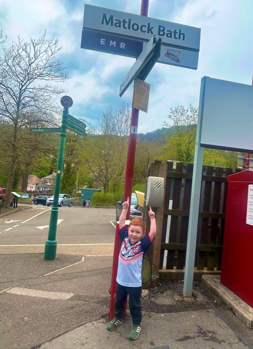 ikeiscool1986's tweet photo. Week 8 of our random train journeys #MatlockBath #Dad&Zak ππ https://t.co/0owu5V9KdO
