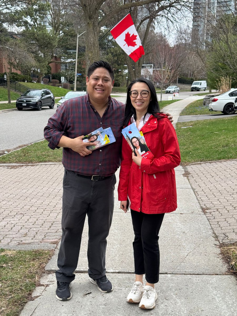 jontsao's tweet photo. Great day knocking on doors in Henry Farm with the future MP for Don Valley North @maggiechidvn wishing everyone a Happy Easter! 🐣🐰 https://t.co/hWkekxfUv0
