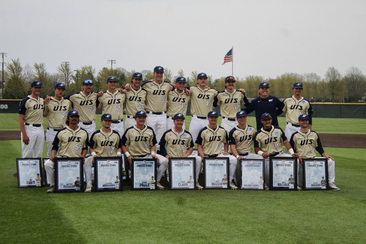 Baseball_UIS's tweet photo. Thank you seniors❕

What an incredible group of young men. Thank you for all you have given to this program and for leaving your mark on UIS Baseball 💫

#ProtectThePrairie || #WeAreStars https://t.co/1AsPhU04mh