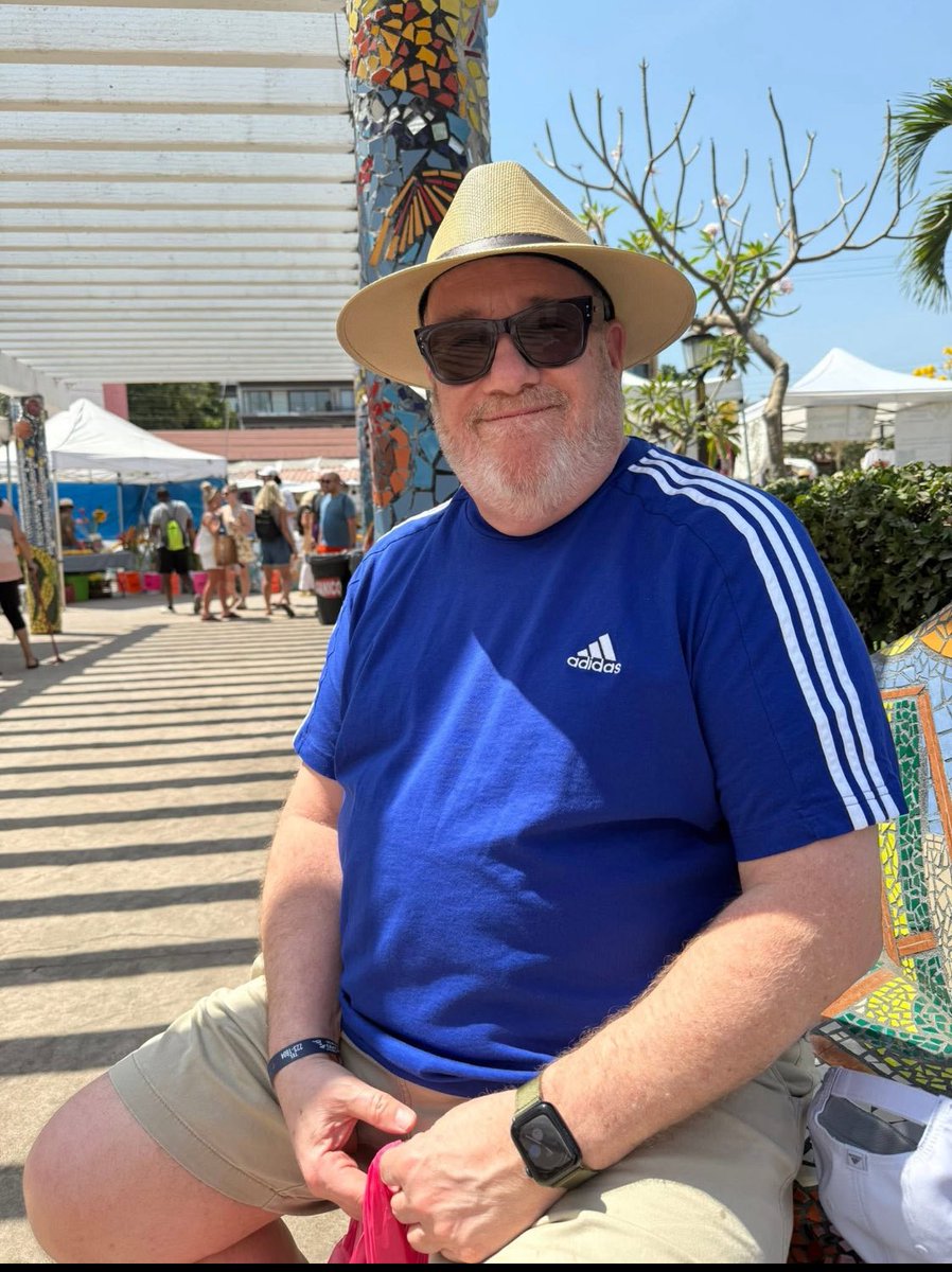 So we did a little bit of shopping and I really wanted the hat with the daisies on it, but